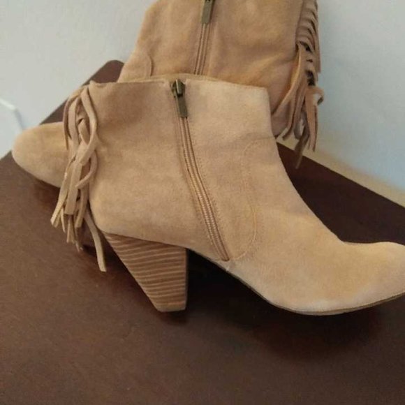 Jessica Simpson Suede Fringed Booties - Picture 2 of 3